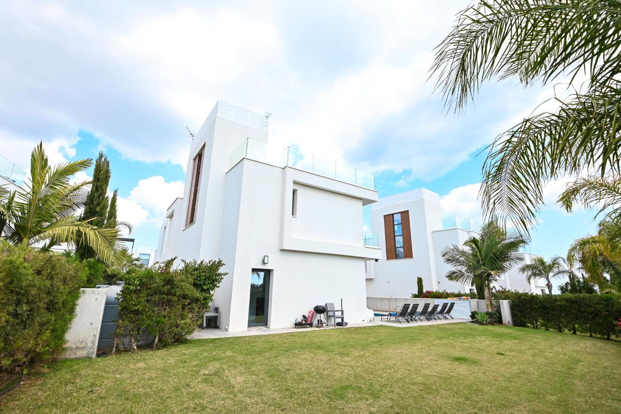 By The Beach Villa 12 プロタラス エクステリア 写真